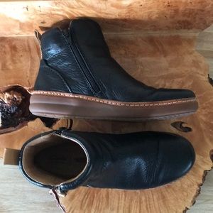 clarks women's tamitha flower boot